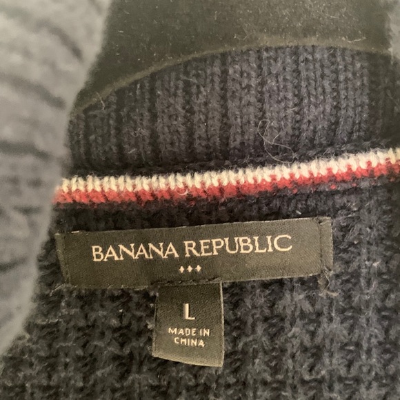 Men’s Banana Republic Cardigan. - Picture 2 of 2